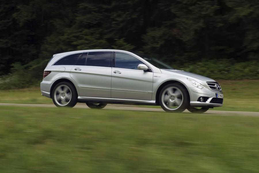  Mercedes-Benz R63 AMG (W251) 2007 года  (фото 2 из 77)